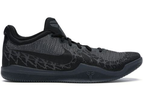 nike mamba rage schwarz|Nike mamba rage black shoes.